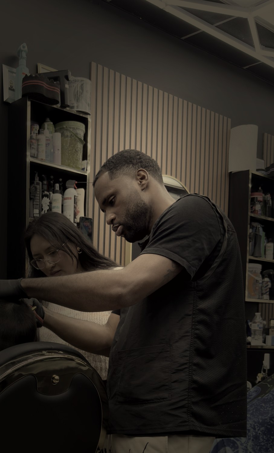 A Cousins barber at work
